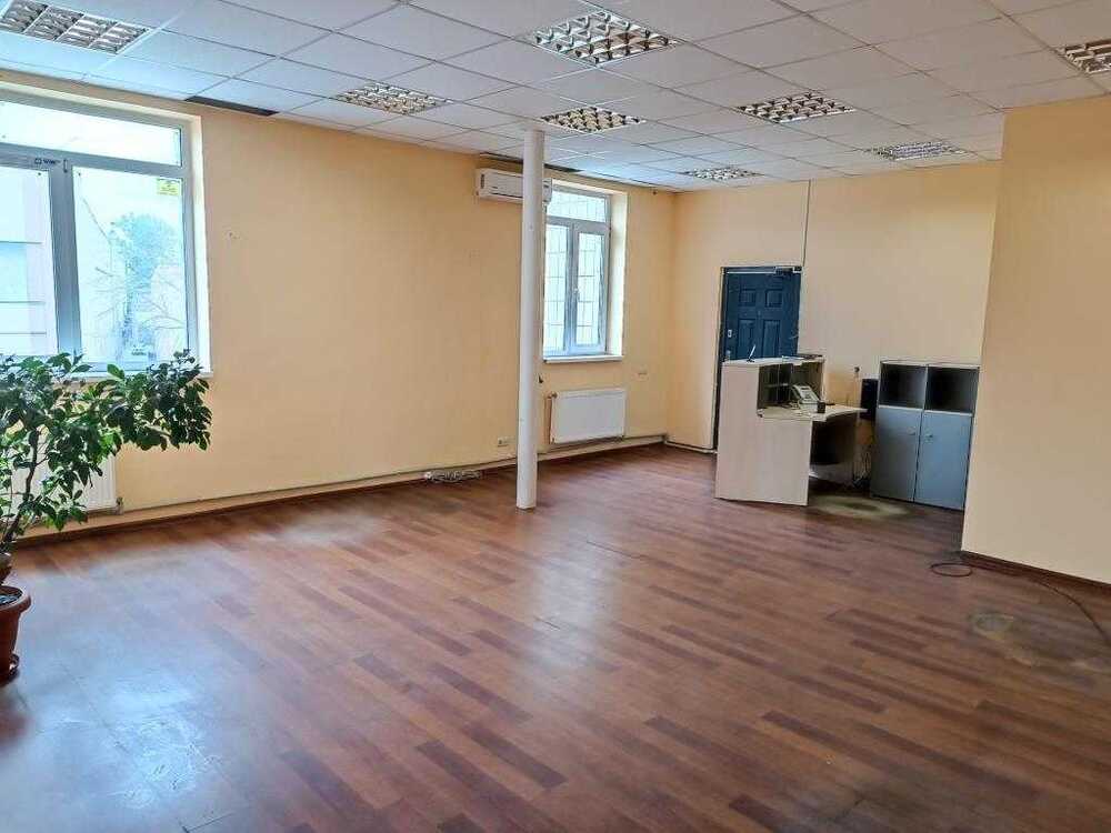 Здам довгостроково  офісне приміщення Київ, Святошинський, вул. Святошинська. 