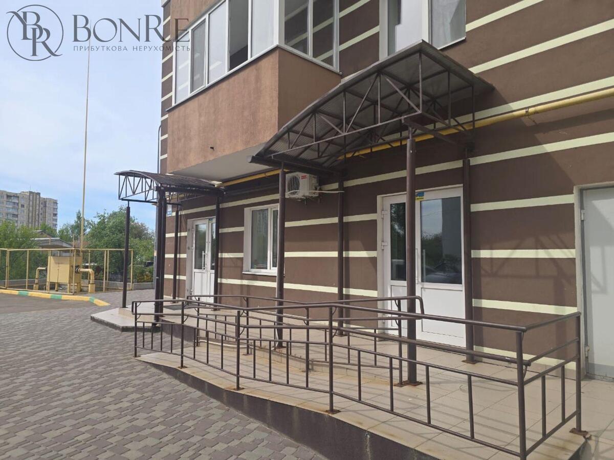 Продаж, Фасад,Чабани , Покровська, 72,30м2.