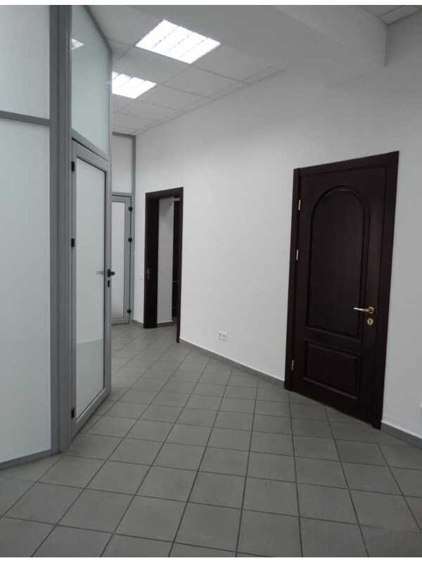 Здам довгостроково  приміщення вільного призначення Київ, Подільський, вул. Турівська. 