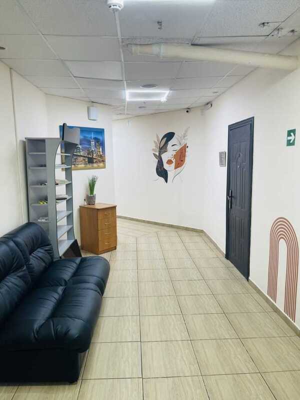 Здам довгостроково  офісне приміщення Київ, Дніпровський, вул. Раїси Окіпної, 4. 