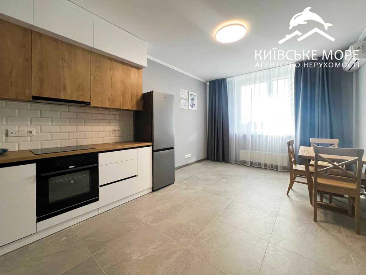 Здам довгостроково 1-к квартиру Київ, Дніпровський, вул. Воскресенська, 2В. 