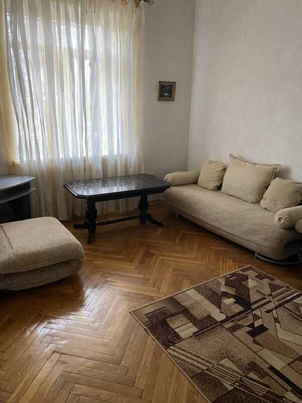 Здам довгостроково 1-к квартиру Київ, Дарницький, вул. Новодарницька, 15. 