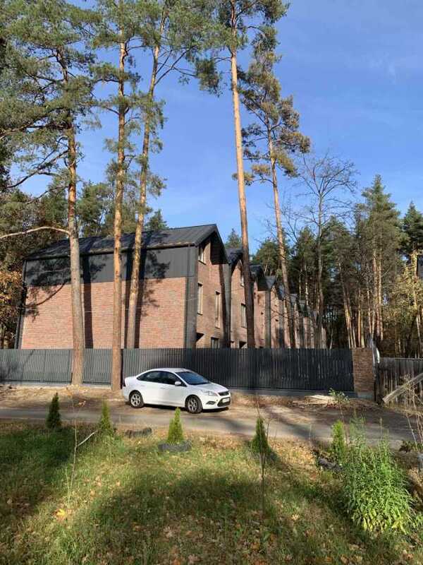 Продам 5-к таунхаус Київ, Оболонський, вул. Лісна, 81а. 