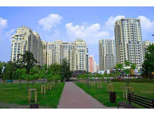 Продам  торгову площу Київ, Голосіївський, вул. Академіка Вільямса, 19/14. 