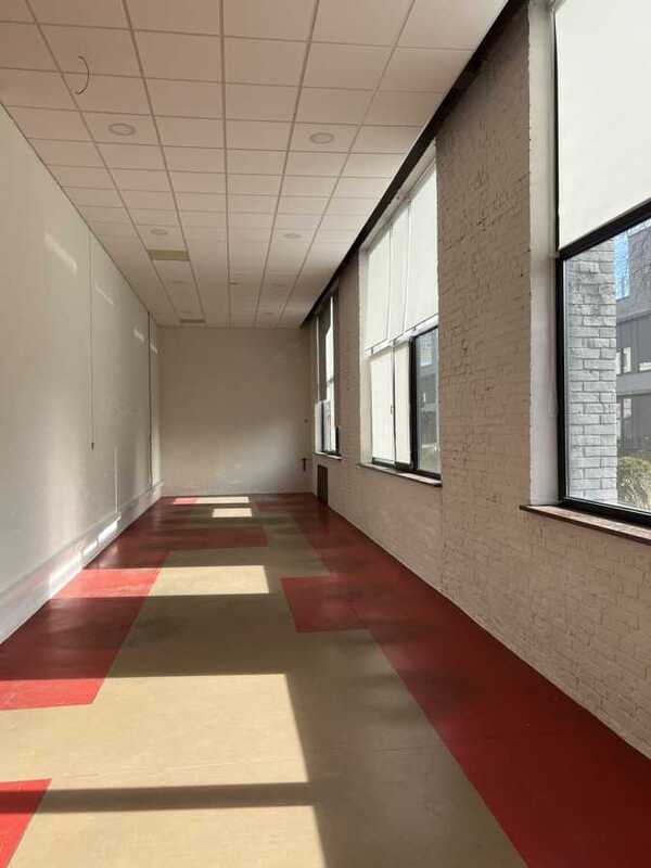 Здам довгостроково  офісне приміщення Київ, Солом`янський, вул. Борщагівська. 