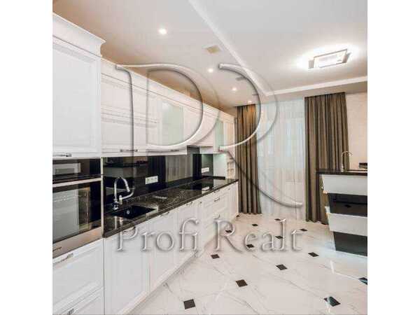 Продам 3-к квартиру Київ, Дніпровський, вул. Воскресенська, 16Б. 