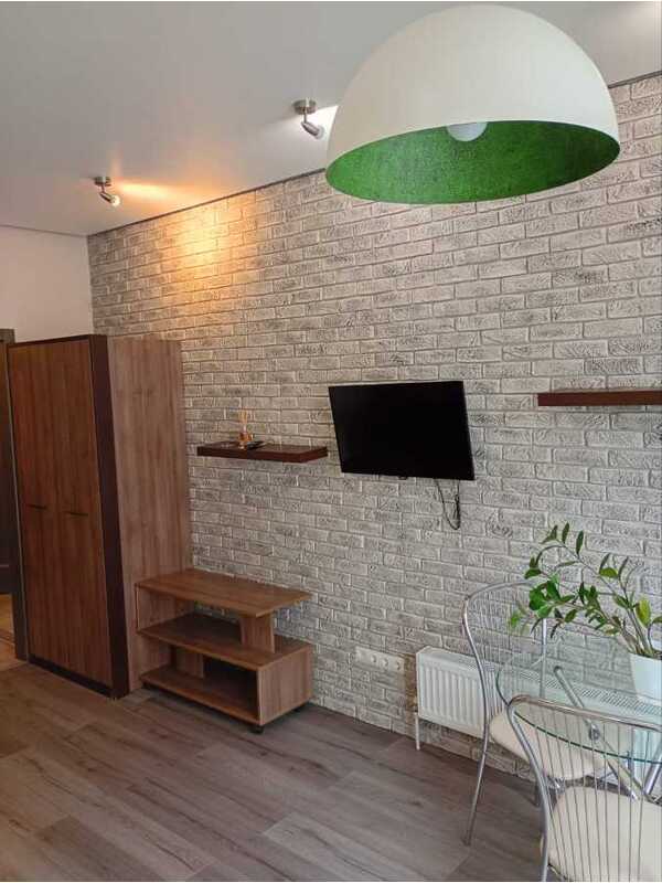 Здам довгостроково 1-к квартиру Київ, Голосіївський, вул. Дмитра Луценка, 10. 