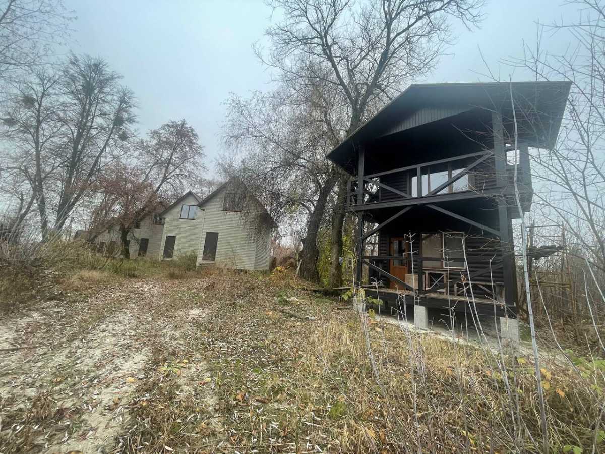 Продам  Базу відпочинку/пансіонат Броварський, Погреби, Кодацька. 