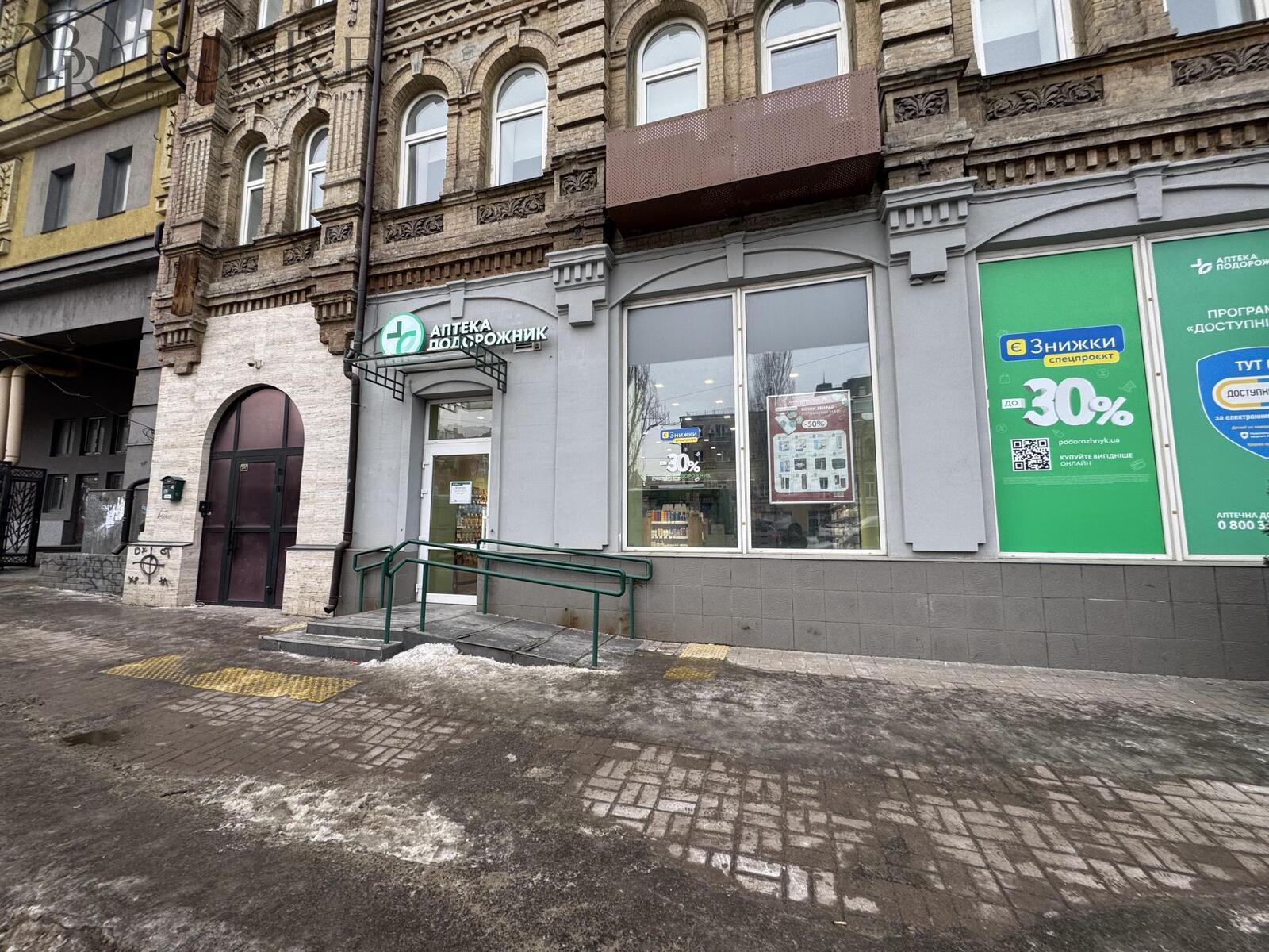 Оренда, Торгове, Фасад, Нижній Вал, 107,6м2.