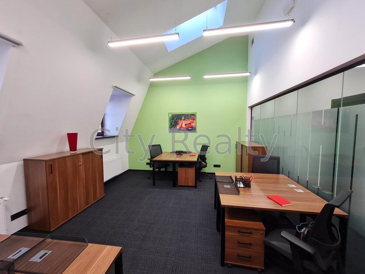 Офіс 60 м.кв. Верхній Вал 28 Поділ Контрактова площа Меблі Генератор