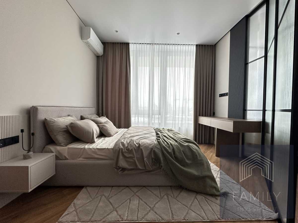 Здам довгостроково 1-к квартиру Київ, Шевченківський, вул. Сім\'ї Хохлових, 12а. 