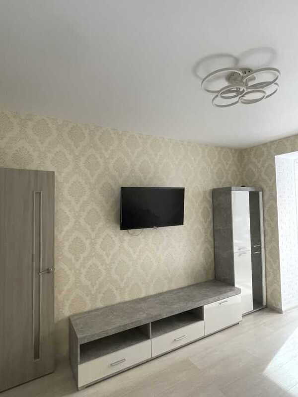 Здам довгостроково 2-к квартиру Бучанський, Софіївська Борщагівка, Героїв Небесної сотні, 26/19. 