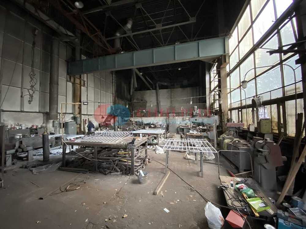 Продам  виробниче приміщення Київ, Дарницький, вул. Автопаркова. 