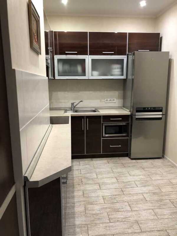 Здам довгостроково 1-к квартиру Бучанський, Софіївська Борщагівка, Боголюбова, 23. 