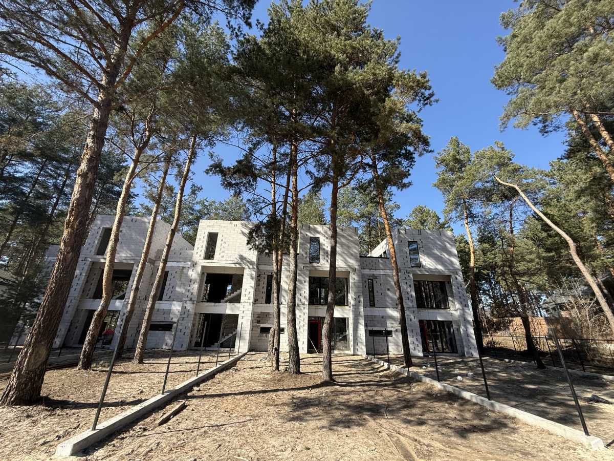 Продам 4-к таунхаус Броварський, Зазим`я, Підлісна. 