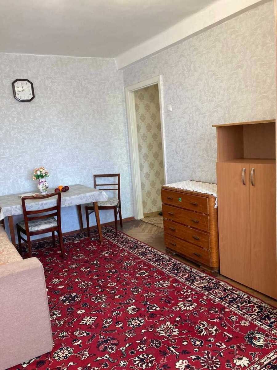 Здам довгостроково 2-к квартиру Київ, Солом`янський, просп. Відрадний, 40. 