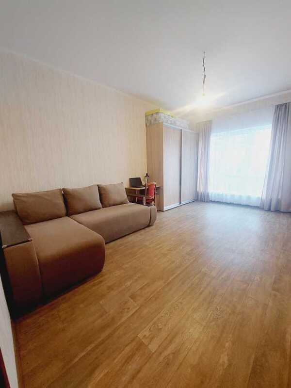 Здам довгостроково 1-к квартиру Київ, Голосіївський, вул. Метрологічна, 21В. 