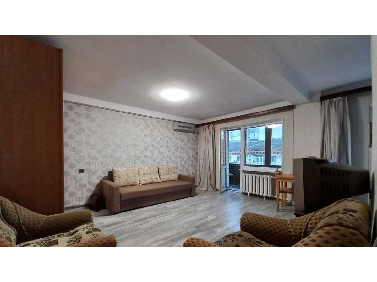 Здам довгостроково 1-к квартиру Київ, Печерський, вул. Велика Васильківська, 129. 