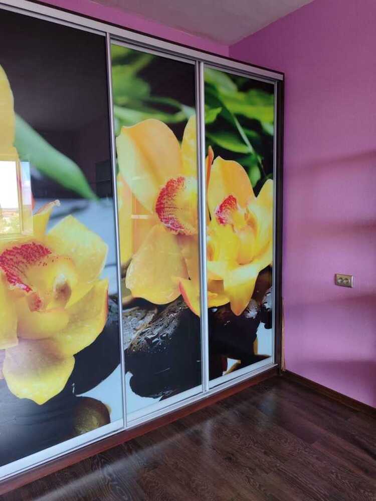 Продам 1-к квартиру Бучанський, Гостомель, Бучанское шоссе. 