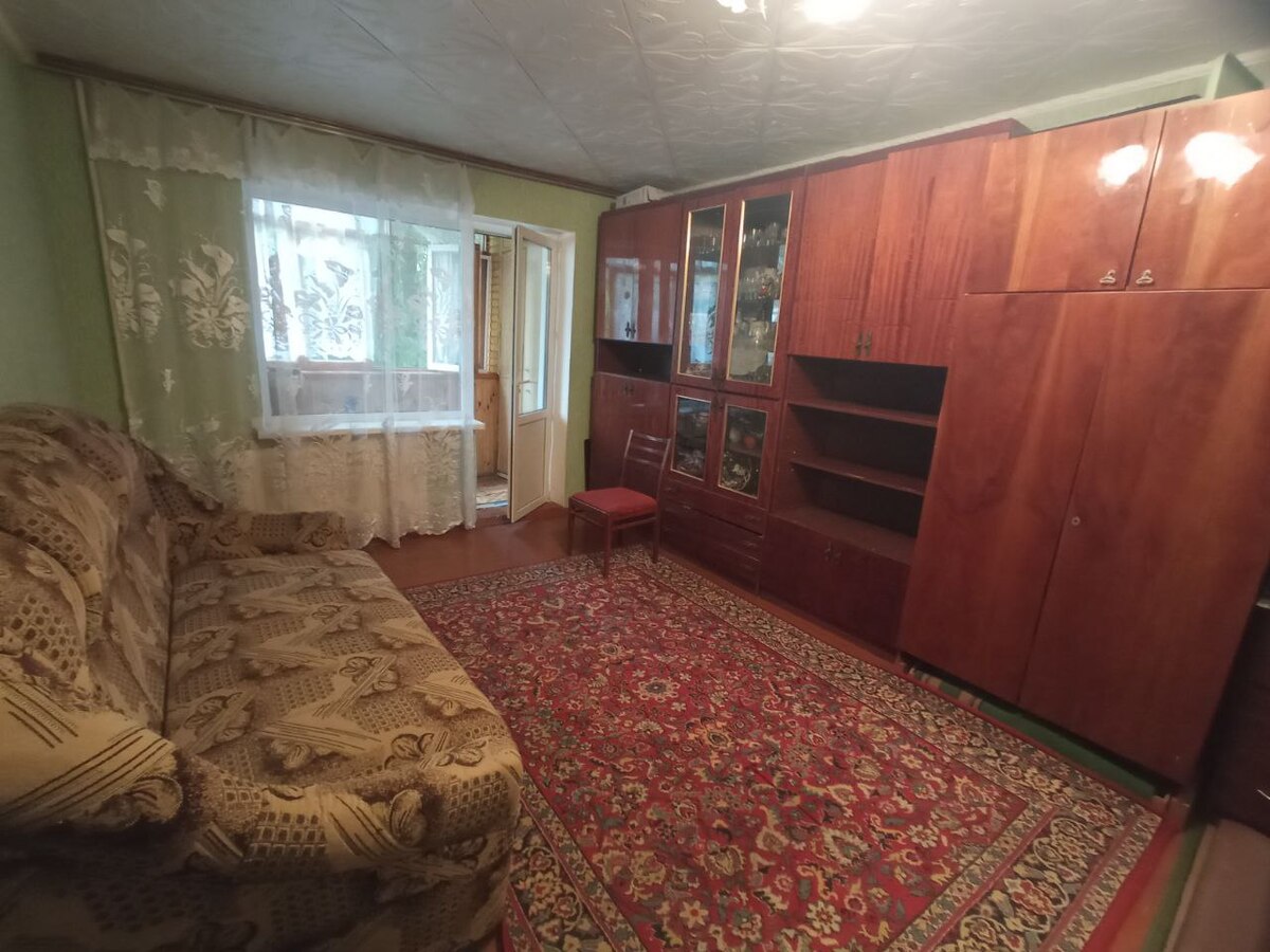 Продам  1 кімн. М Академмістечко  вул.Мудрака (Наумова) 23а, без %