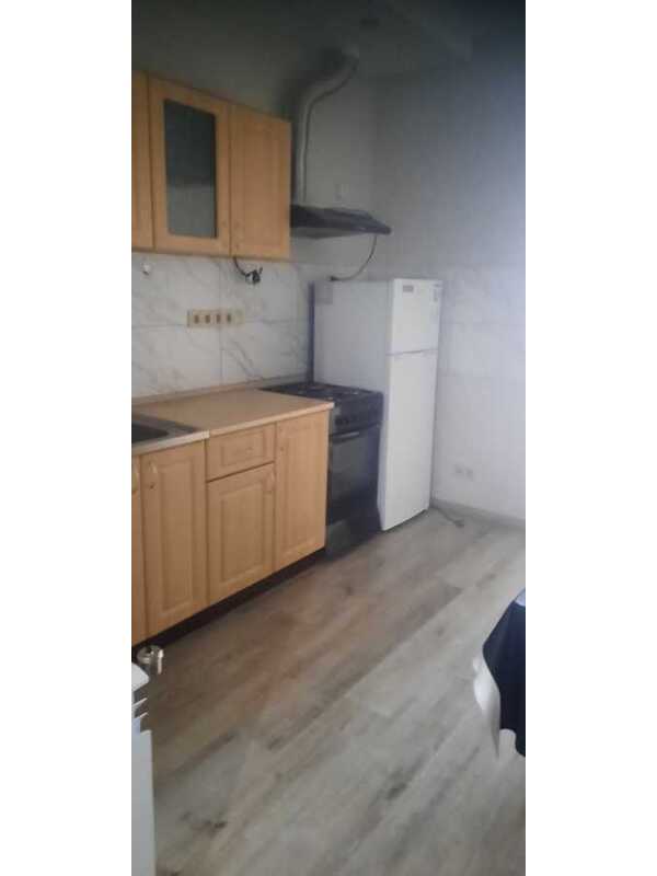 Здам довгостроково 1-к квартиру Київ, Дніпровський, пров. Лобачевського, 7. 