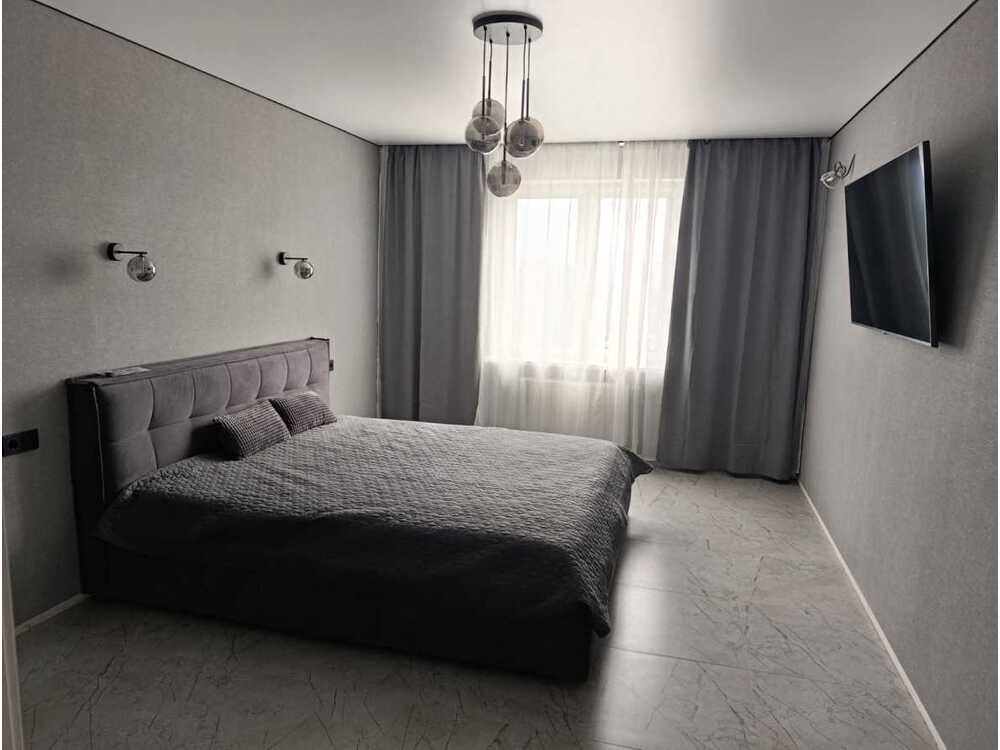 Здам довгостроково 1-к квартиру Київ, Дарницький, вул. Бориса Антоненка-Давидовича, 1. 