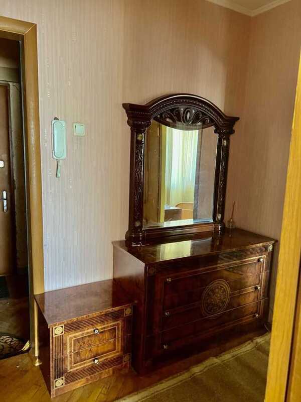 Здам довгостроково 2-к квартиру Київ, Деснянський, вул. Милославська, 17. 