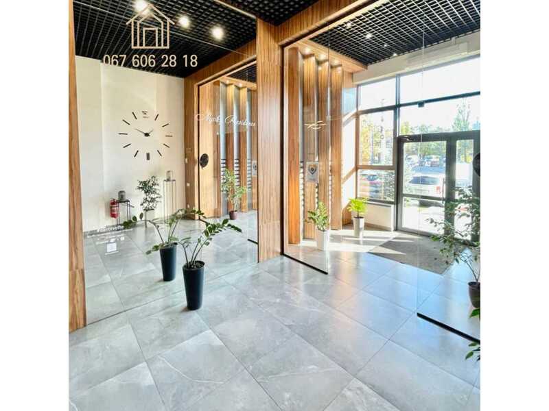 Продам 2-к квартиру Київ, Подільський, вул. Сирецько-Садова, 1. 