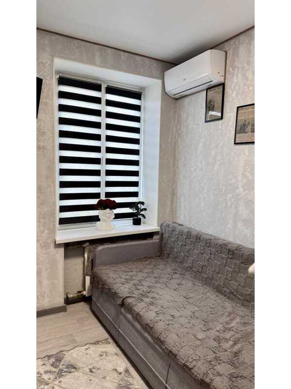 Продам 1-к квартиру Київ, Шевченківський, вул. Дегтярівська, 55. 