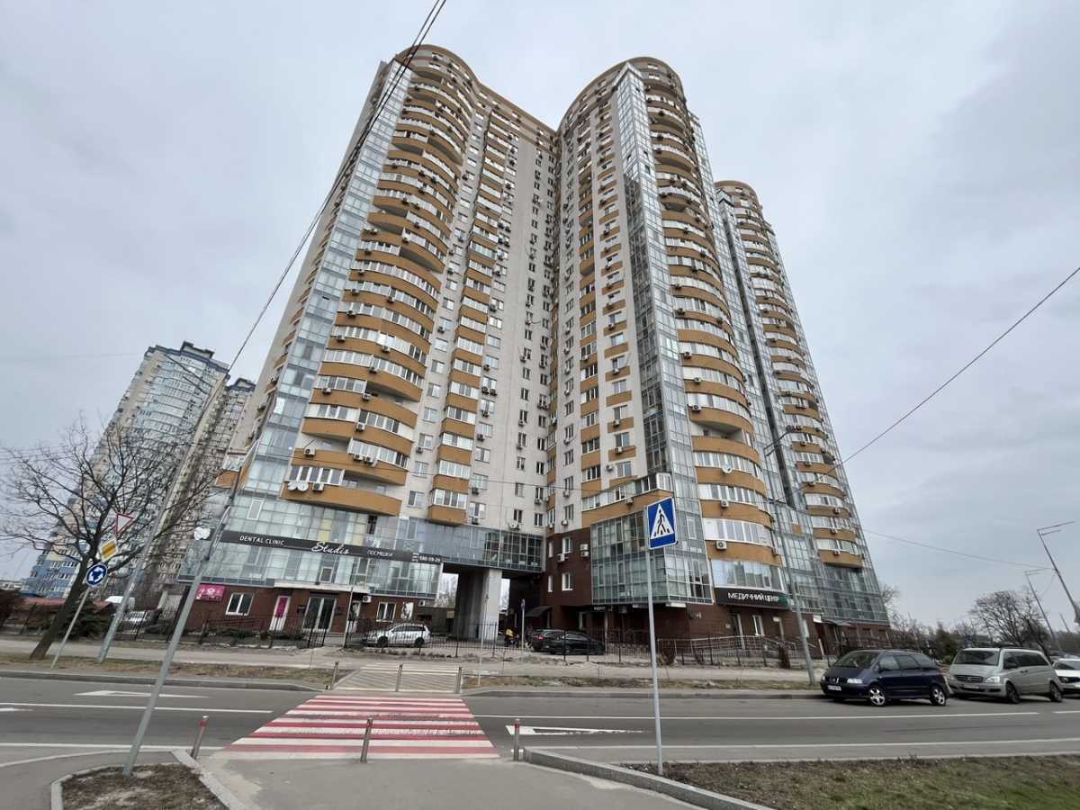 Продам 1-к квартиру Київ, Дніпровський, вул. Юрія Шумського, 5. 