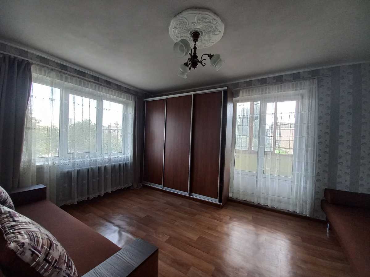 Здам довгостроково 1-к квартиру Київ, Солом`янський, вул. Сім\'ї Ідзиковських, 4. 