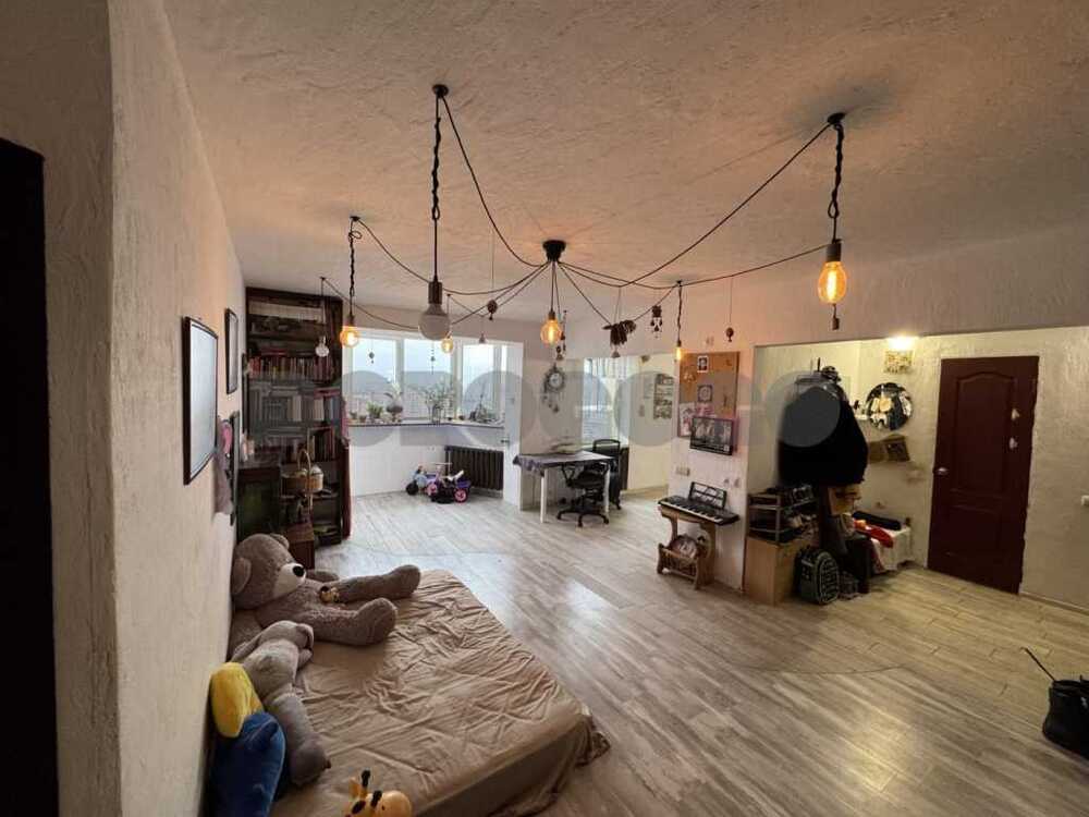 Продам 4-к квартиру Київ, Деснянський, вул. Оноре де Бальзака, 4а. 