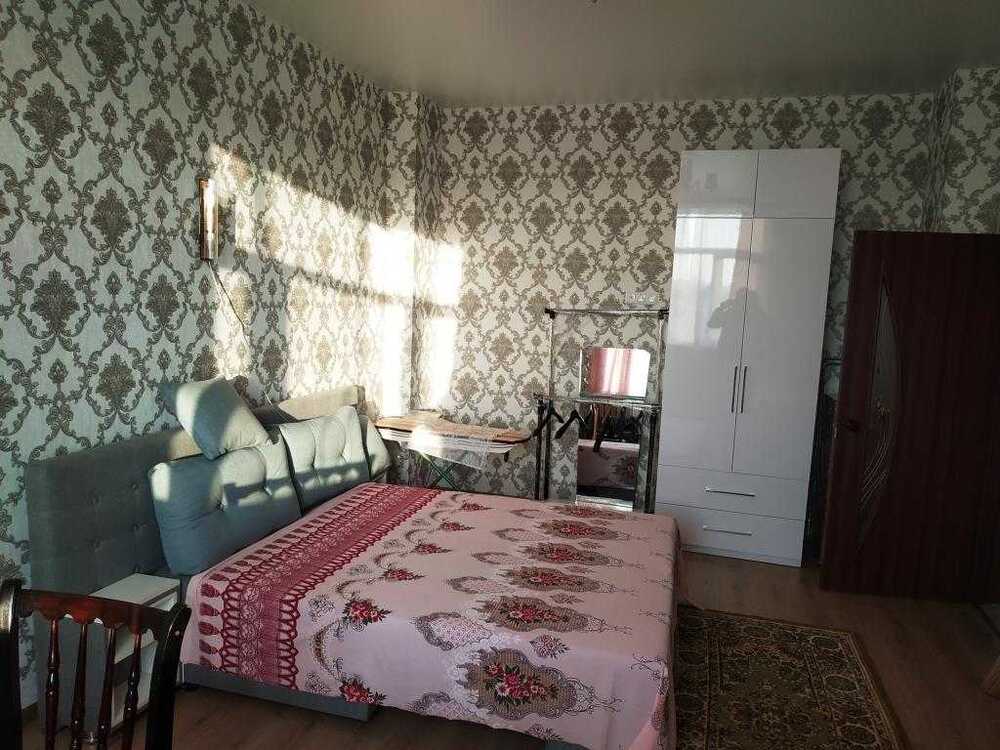 Здам довгостроково 1-к квартиру Київ, Дніпровський, вул. Будівельників, 30. 