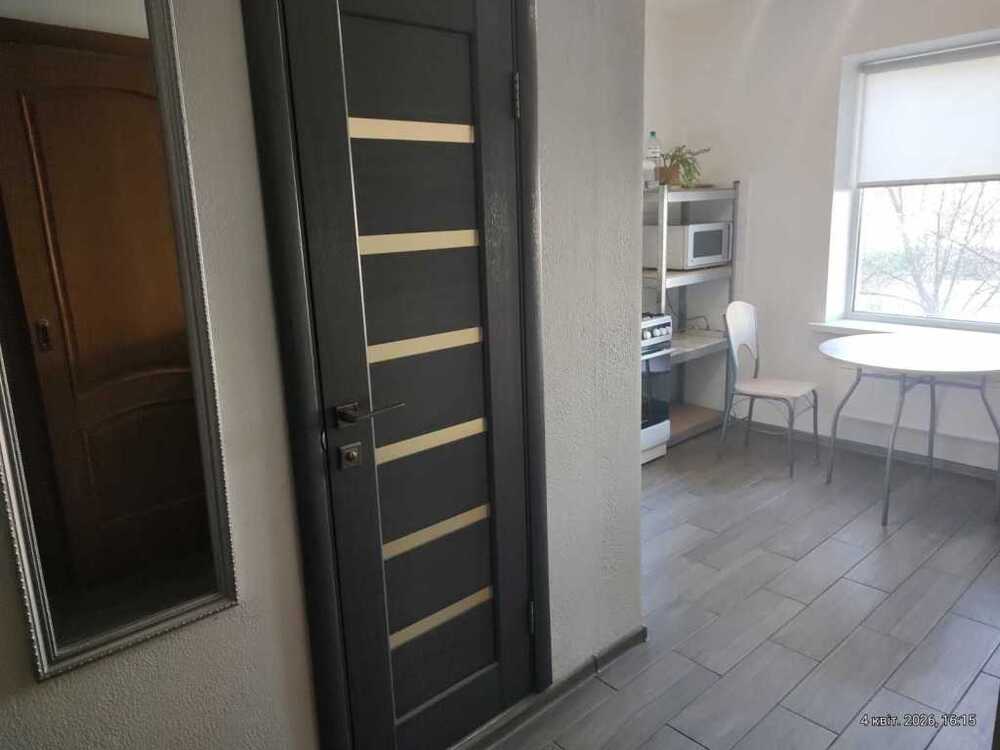 Продам 1-к квартиру Київ, Деснянський, вул. Вікентія Беретті, 3. 