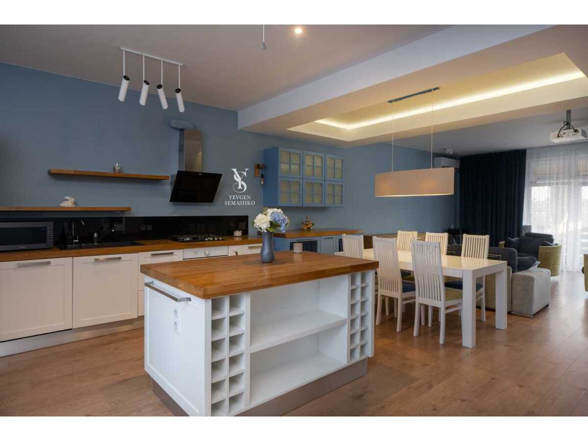 Продам 5-к таунхаус Обухівський, Лісники, Погребного. 