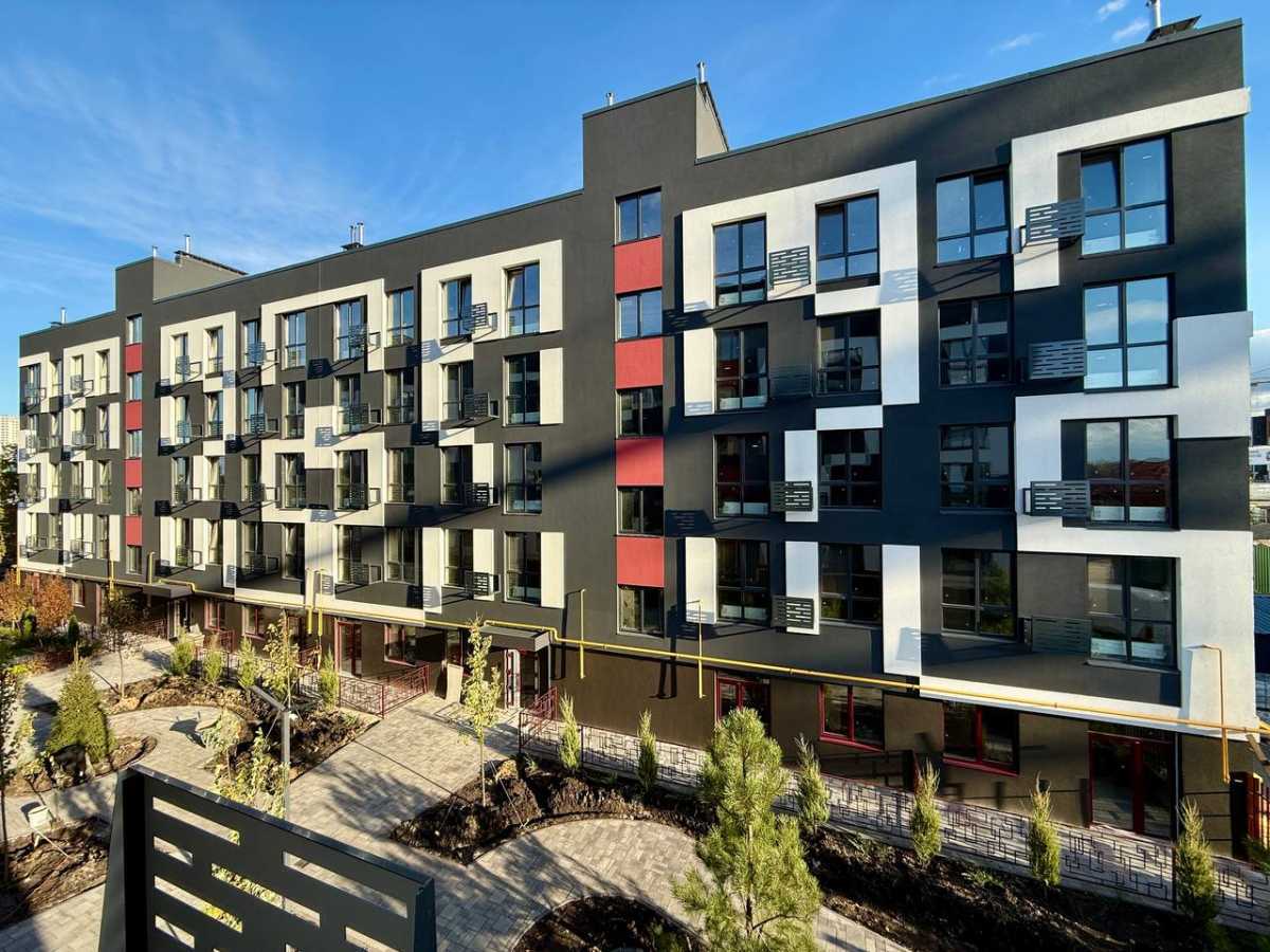 Продам 1-к квартиру Фастівський, Гатне, Інститутська, 1. 