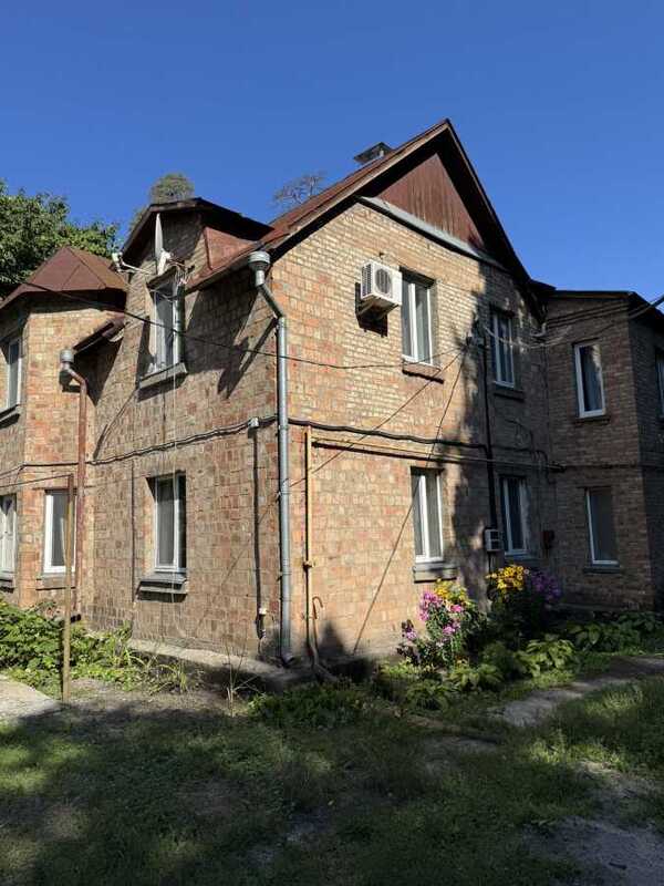 Здам довгостроково 6-к дім Київ, Святошинський, вул. Михайла Котельникова, 48. 