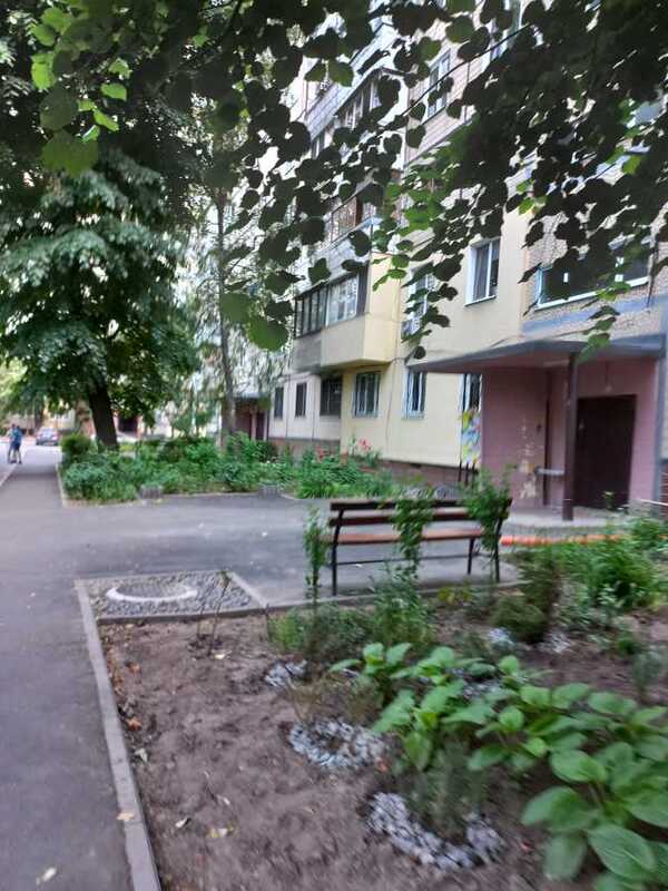 Продам 3-к квартиру Дніпро, Індустріальний, Янтарная, 71. 