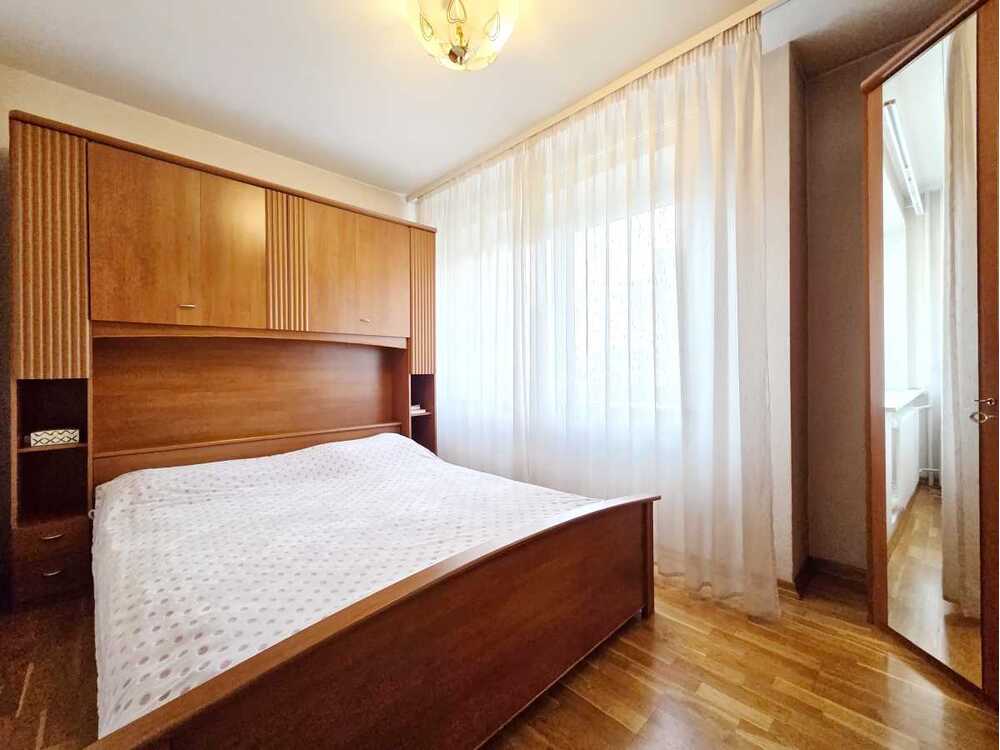 Здам довгостроково 2-к квартиру Київ, Голосіївський, вул. Антоновича, 91/14. 