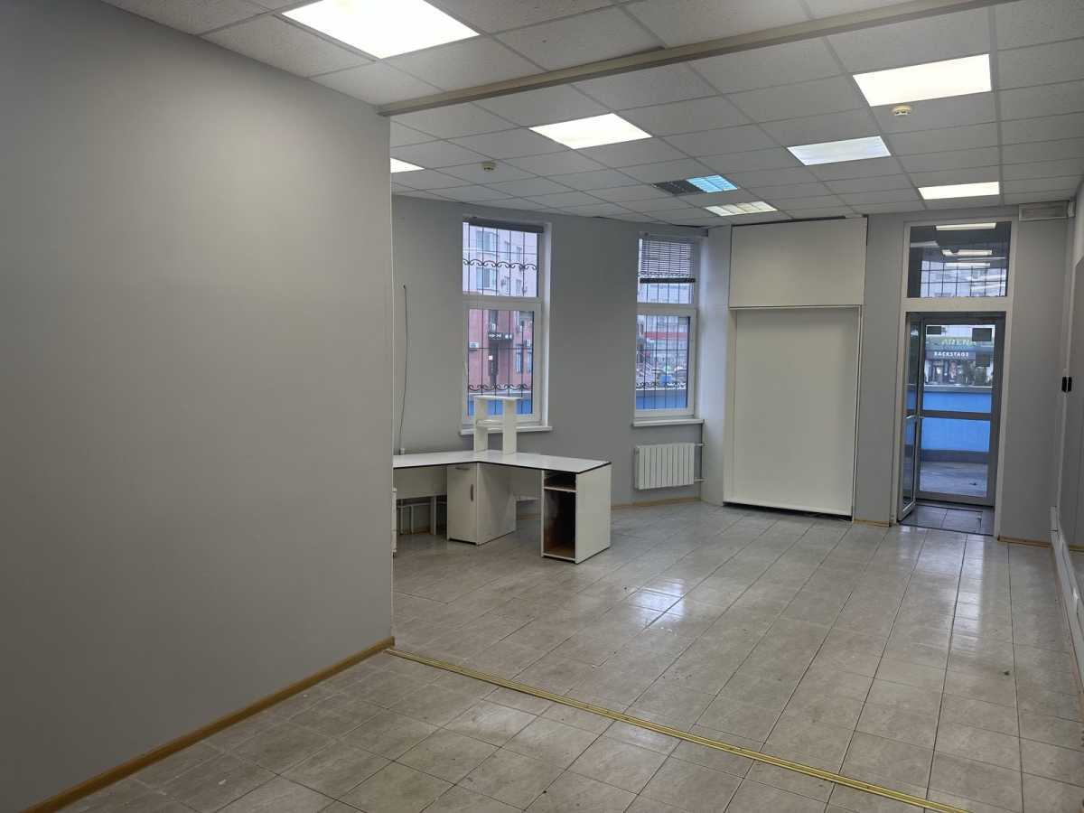 Здам довгостроково  об`єкт сфери послуг Київ, Дарницький, вул. Олександра Мишуги, 9а. 