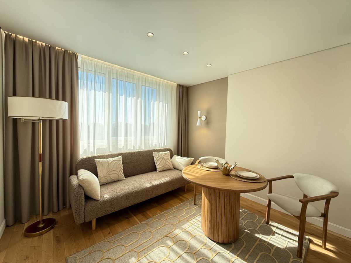 Продам 1-к квартиру Київ, Солом`янський, вул. Михайла Максимовича, 32а. 