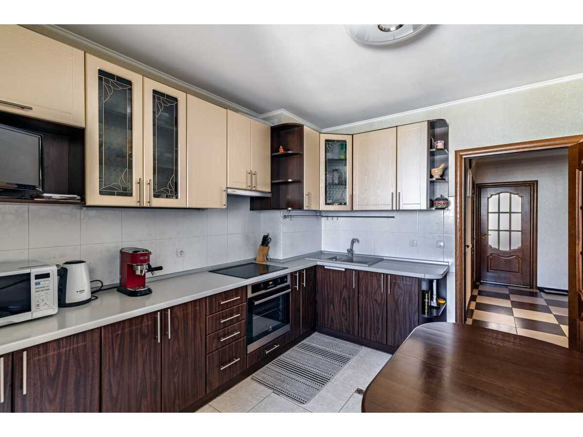 Продам 3-к квартиру Київ, Деснянський, вул. Миколи Закревського, 97. 