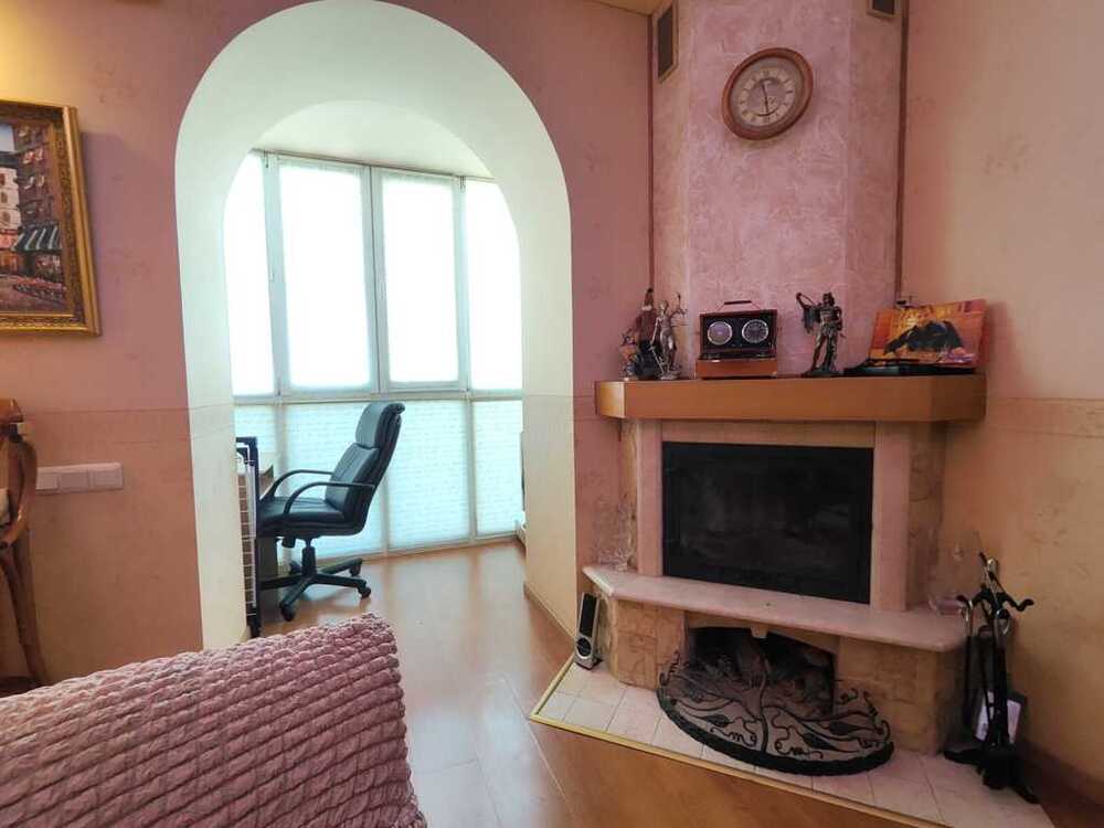 Здам довгостроково 2-к квартиру Київ, Печерський, вул. Мечникова, 16. 