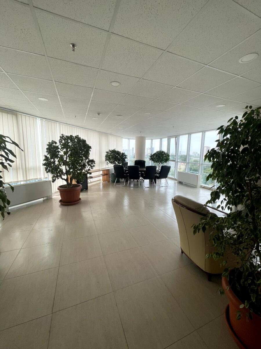 Продаж / Офіс / пр-т Голосіївський, Голосієво, Київ