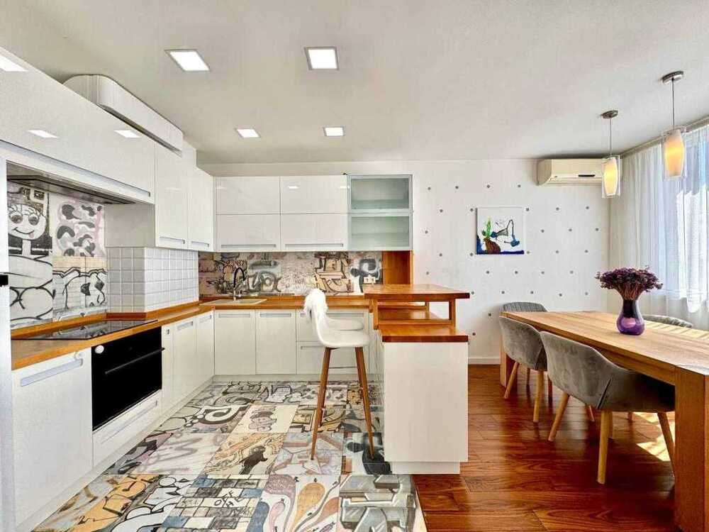 Здам довгостроково 3-к квартиру Київ, Дарницький, вул. Урлівська, 40. 