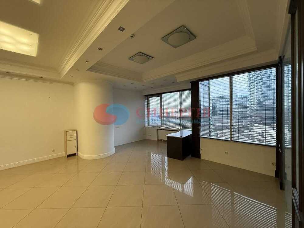 Здам довгостроково  офісне приміщення Київ, Печерський, узвіз Кловський, 7. 