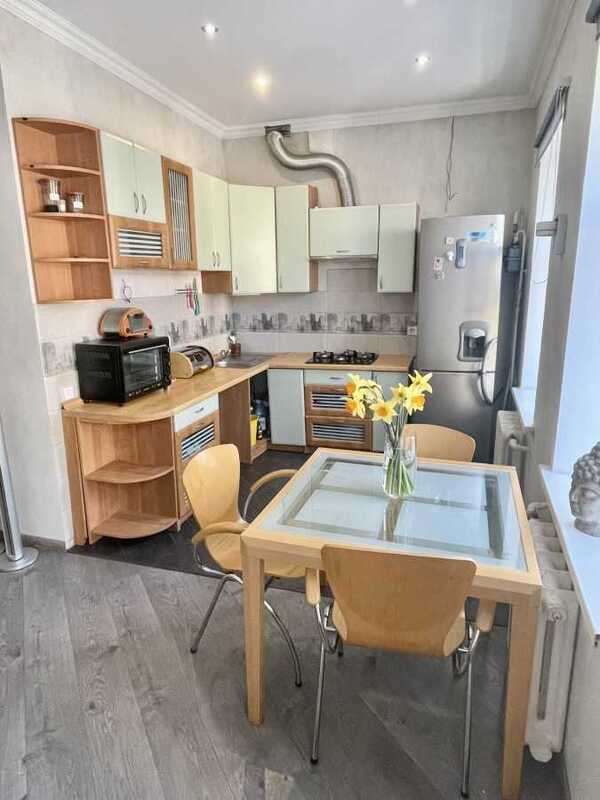 Здам довгостроково 1-к квартиру Київ, Подільський, вул. Нижній Вал, 33. 