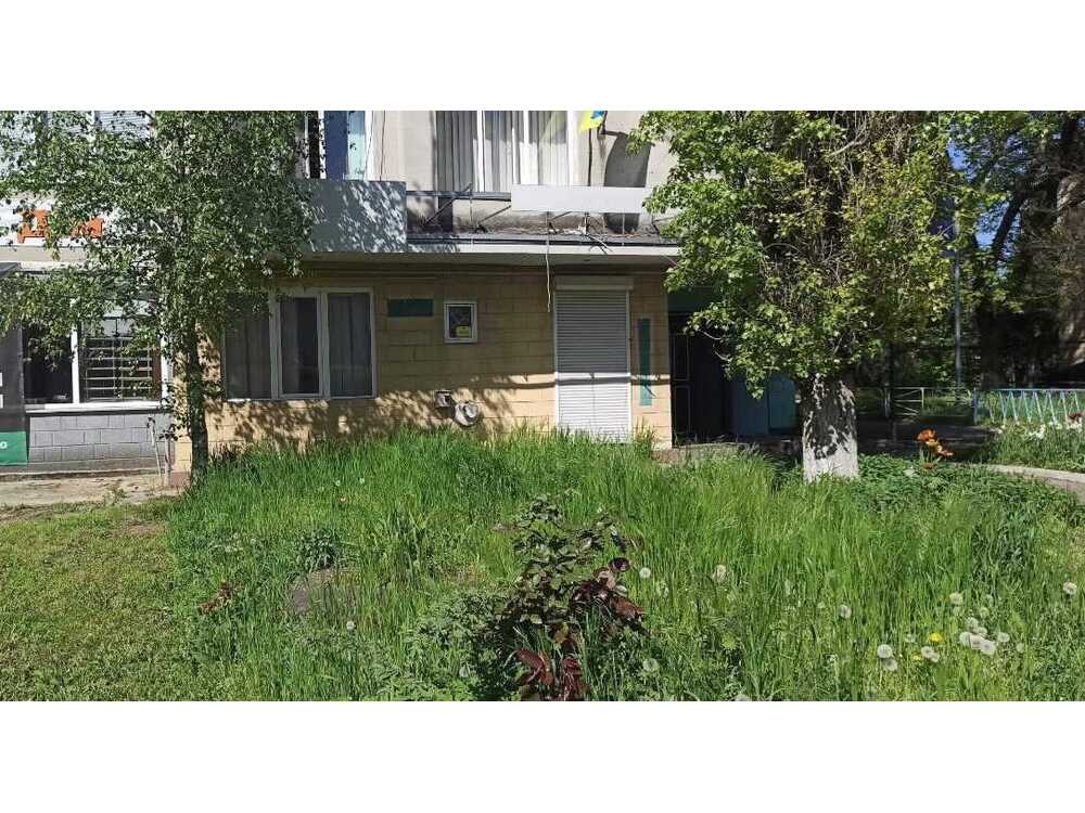 Продам  офісне приміщення Баштанський, Баштанка, Полтавська, 8. 