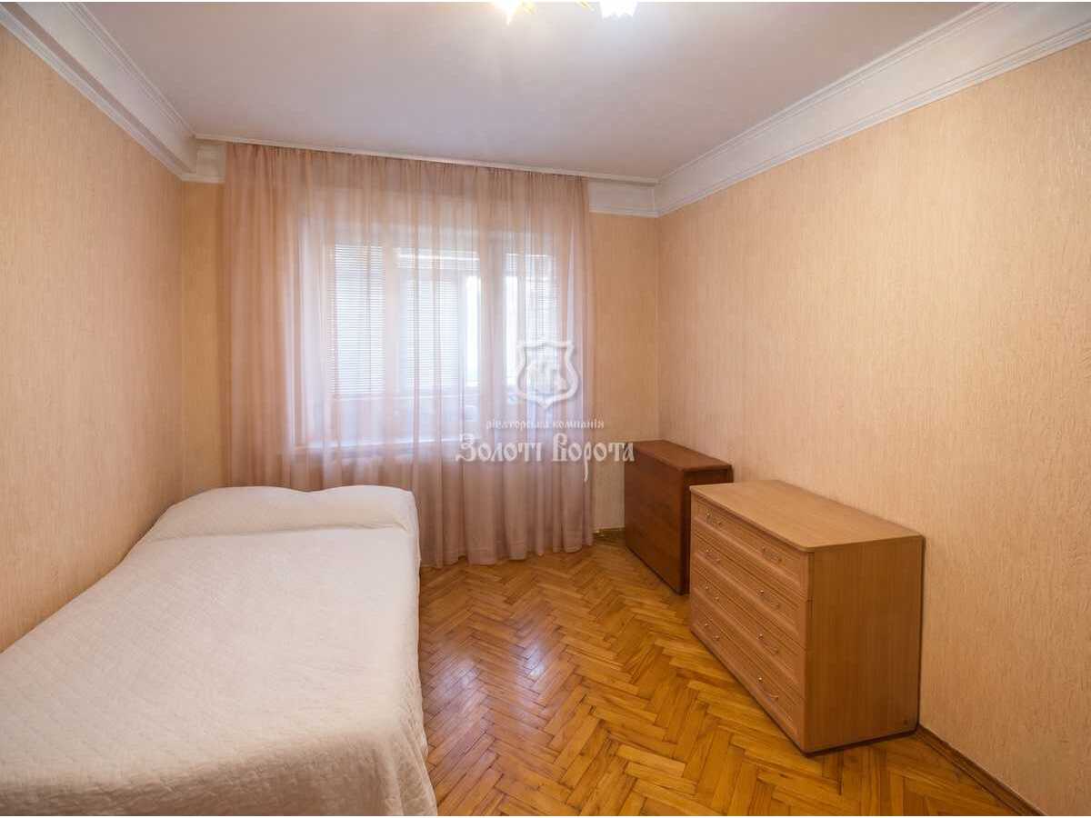 Продам 1-к квартиру Київ, Подільський, вул. Світлицького, 23. 