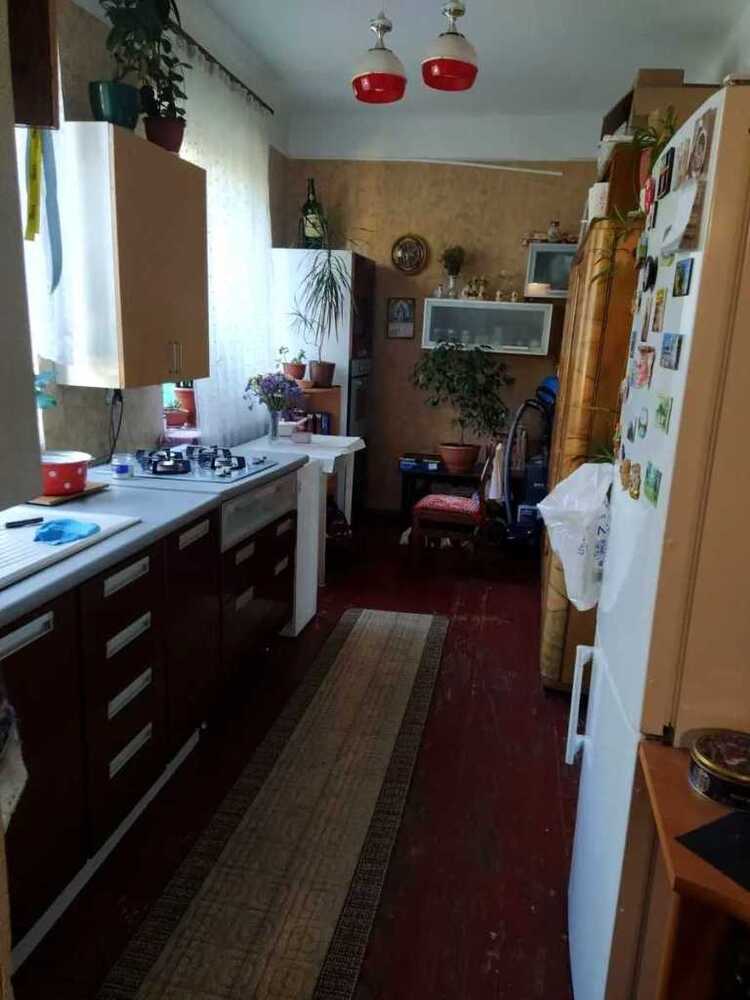 Здам довгостроково  кімнату Київ, Печерський, вул. Менделєєва, 45. 